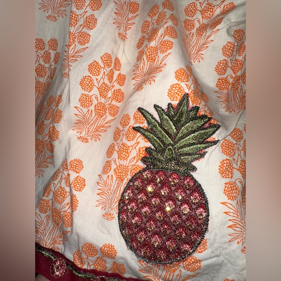 Embroidered Red kurta with wide leg trousers. 100% cotton - Picture 5 of 8